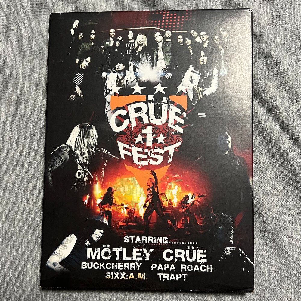 Cruefest 1 DVD with Motley Crue, Buckcherry, Trapt, Sixx:A.M, Papa Roach